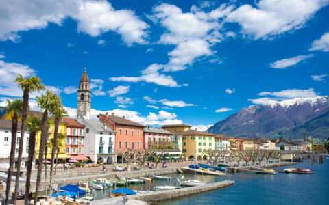 Hafen in Ascona Tagesausflug mit dem Bus ins Tessin