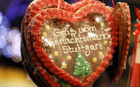 Lebkuchen-Herz am Weihnachtsmarkt in Stuttgart