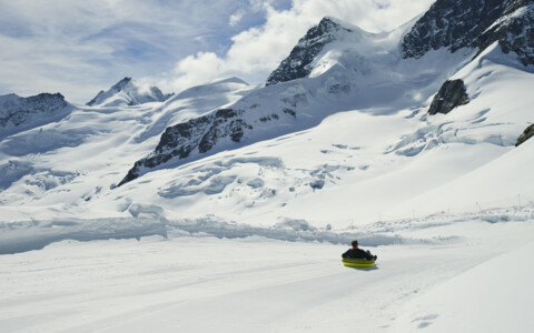 Tagesausflug zum Jungfraujoch Top of Europe - Snow Fun Park