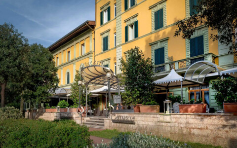 Grand Hotel Tettuccio Montecatini Terme, Toskana, von aussen
