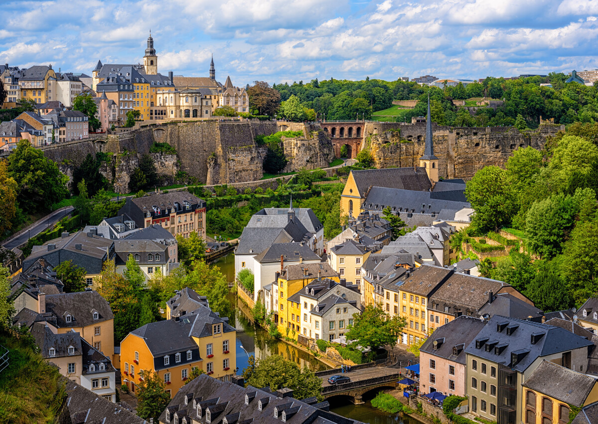 Altstadt Luxemburg mit Großherzoglichem Palast und historischen Fassaden
