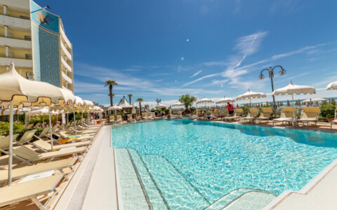 Aussenpool Hotel Luxor e Cairo Jesolo