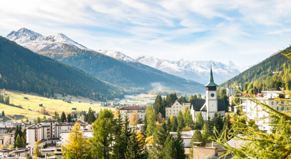 Blick auf die höchstgelgene Stadt Europas in Davos