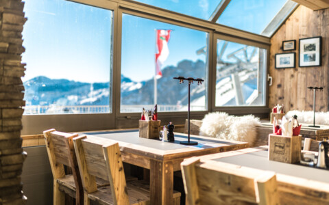 Gstaad, Videmanette, Restaurant, Tagesfahrt