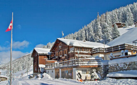 Restaurant Teufi im Winter im Dischmatal Tagesausflug mit Bus und Pferdeschlitten ins Dischmat