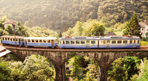 Centovallibahn - mit dem historischen Zug von Locarno nach Camedo, Gruppenreisen mit Born Reisen