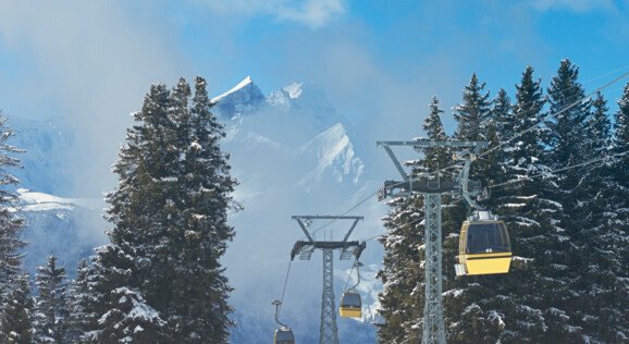 Gondelbahn in Meiringen Hasliber von Wasserwendi zum Bergrestaurant Käserstatt, Skitag