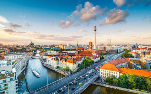 Skyline von Berlin - Städtereisen mit dem Bus