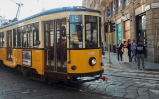 Städtereise nach Mailand mit dem Bus günstig und schnell in die Shoppingmetropole Mailand - Carfahrt nach Mailand